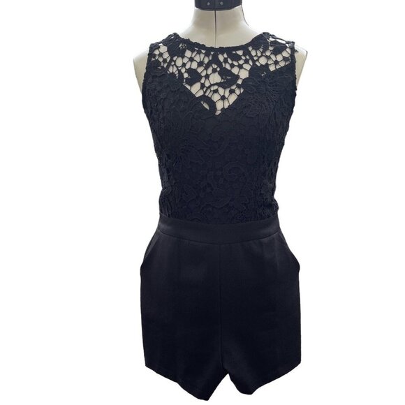 TEA & CUP‎ LOS ANGELES Women's Elegant Open Back Romper Medium Black Venice Lace - Picture 1 of 16